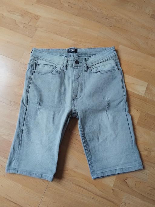 Buy & Sell Stow Heath Wolverhampton - Photos for Denim Shorts 32.