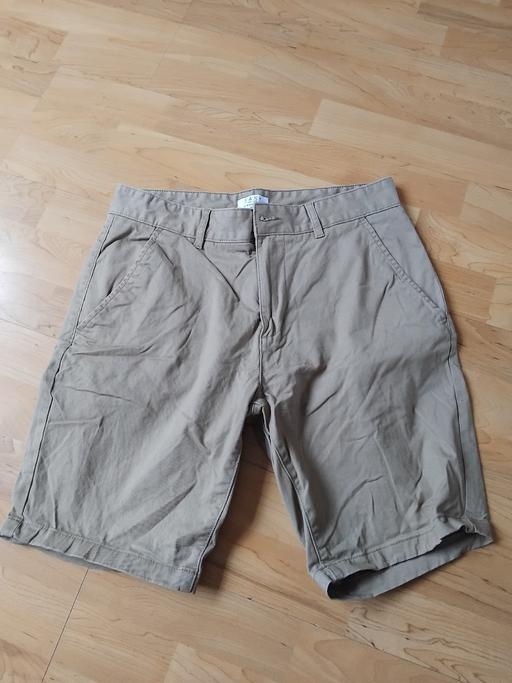 Buy & Sell Stow Heath Wolverhampton - Photos for Chino Shorts 30.