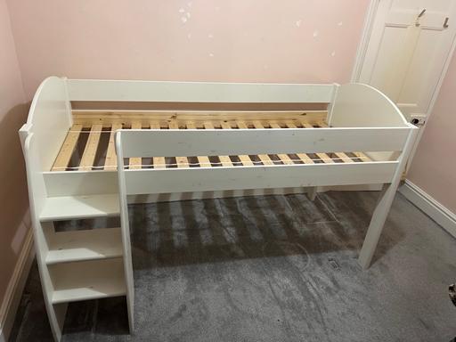 Buy & Sell Mossley Hill Liverpool - Photos for White kids mid-height wooden cabin single bed