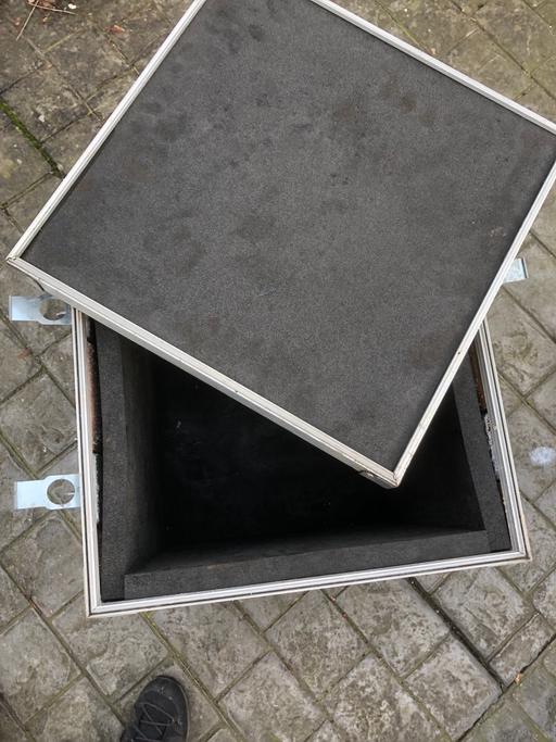 Buy & Sell Kirkstall Leeds - Photos for John Crane flight road case padded 47x47x54cm