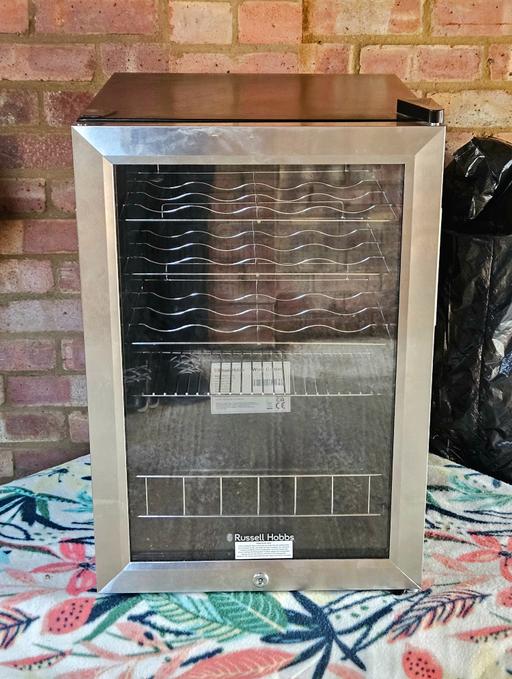 Buy & Sell H M Naval Base Portsmouth - Photos for Russell Hobbs 20 Bottle Wine Cooler