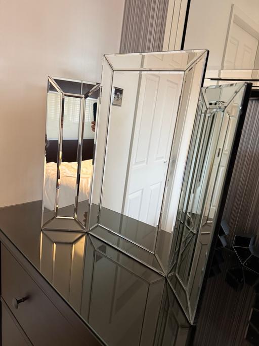 Buy & Sell Sedgley Dudley - Photos for Dressing Table Mirror