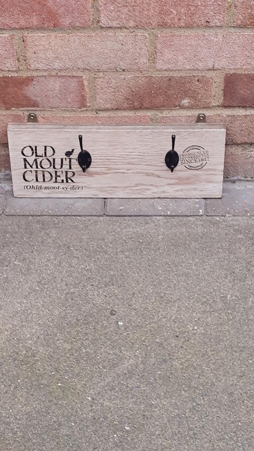 Buy & Sell Sundon Luton - Photos for Man Cave Item(LU33BY)