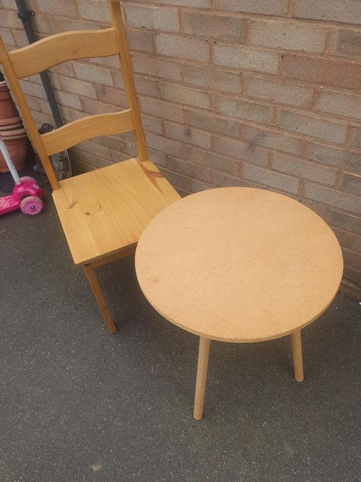 Buy & Sell Gornal Wood Dudley - Photos for Small Table & Wooden Chair , VGC ,Hardly Used