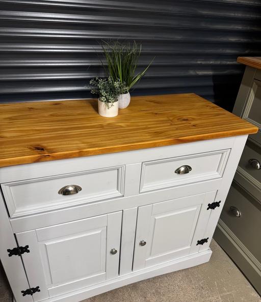 Buy & Sell Hoobrook Wyre Forest - Photos for Pine sideboard cupboard
