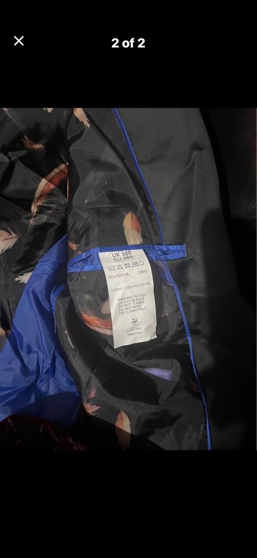 Buy & Sell Leigh Sports Village Wigan - Photos for Velvet Blazer