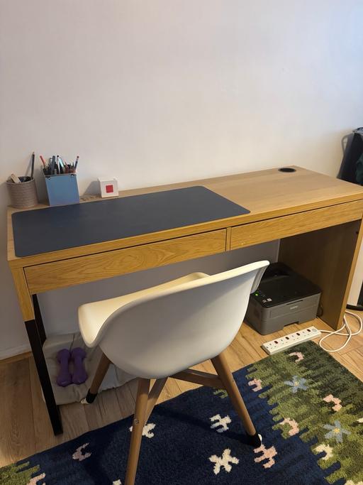 Buy & Sell New Barnet Barnet - Photos for Oak veneer desk 142x50cm - Modern with Drawer