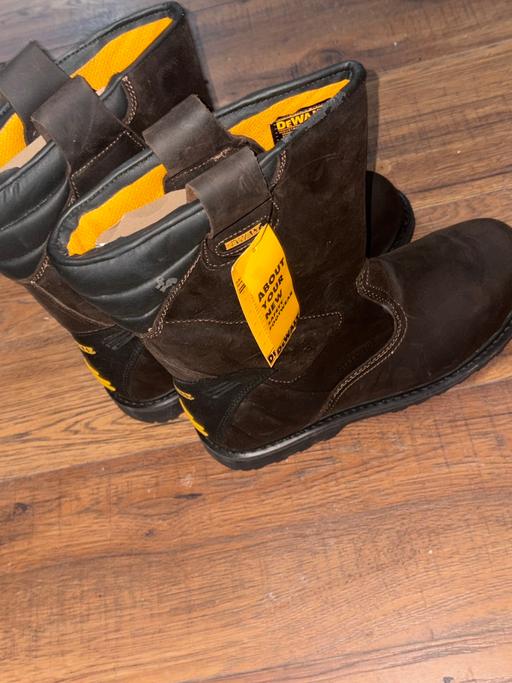 Buy & Sell Prenton Wirral - Photos for Brand new work boots make an offer.