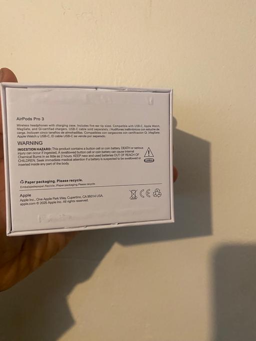 Buy & Sell Dalmarnock Glasgow - Photos for Airpod Pro 3