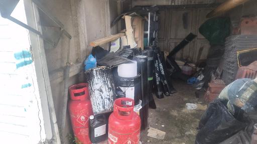 Buy & Sell Westcliff-on-Sea Southend-on-Sea - Photos for roofing materials garage clearance.