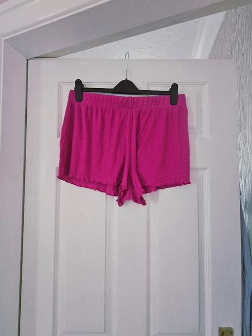 Buy & Sell Newton Doncaster - Photos for Ladies shorts..size 12/14 will fit bigger.