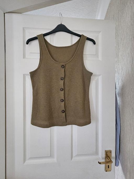 Buy & Sell Newton Doncaster - Photos for Khaki summer top, stretchy size 14.
