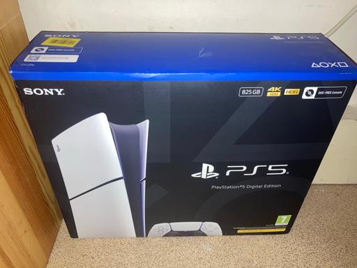 Buy & Sell Malvern Malvern Hills - Photos for PS5 Digital Edition - Slim Console - like new