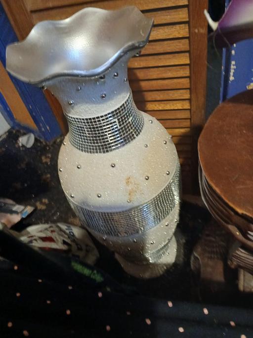Buy & Sell Netherton Dudley - Photos for about 2 ft bling vase