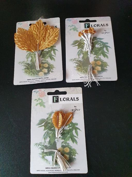 courses Upper Gornal Dudley - Photos for gold craft flowers/leaves x 3 cards NEW