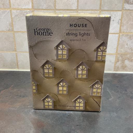 Buy & Sell Roby Knowsley - Photos for House String LED Lights