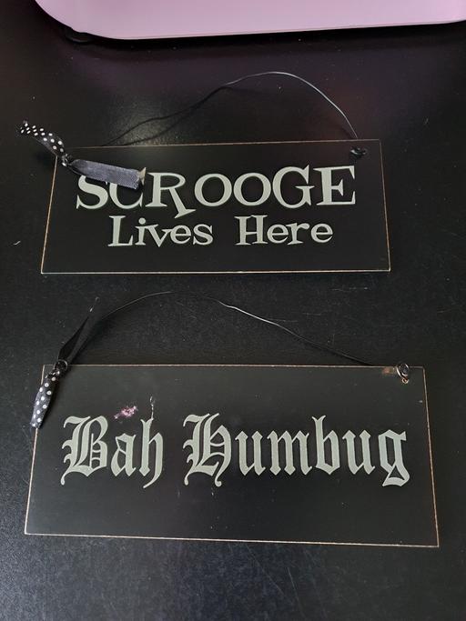 Buy & Sell Upper Gornal Dudley - Photos for Christmas signs x 2