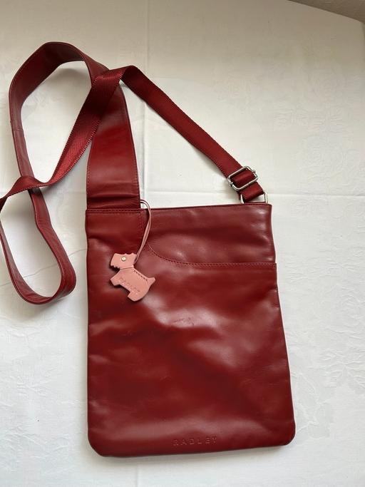 Buy & Sell Formby Sefton - Photos for RADLEY BAG