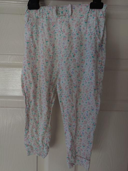 Buy & Sell Woodthorpe Charnwood - Photos for Girls white joggers size 12-18 months