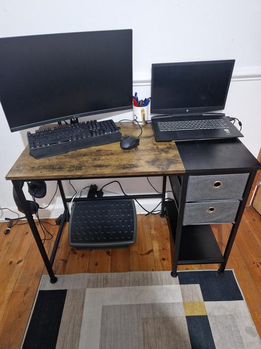 Buy & Sell Battersea South West London - Photos for Desk + Foot rest