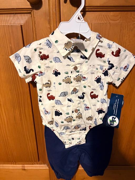 Buy & Sell Selhurst South East London - Photos for 0-3 months brand new shirt and trousers