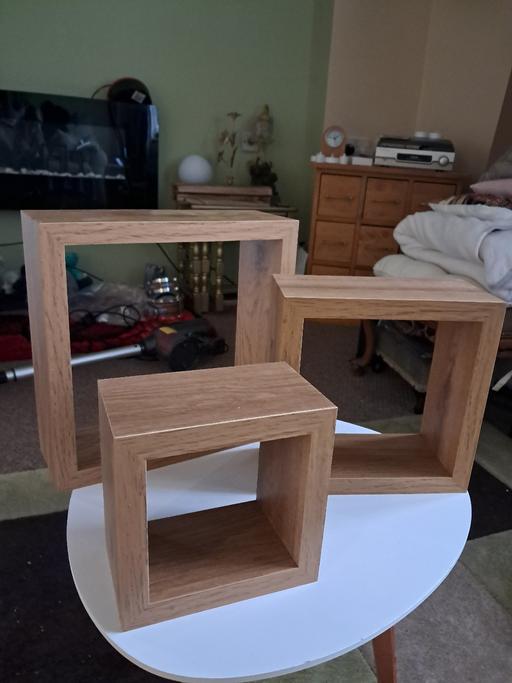 Buy & Sell Astra Business Park Trafford - Photos for shelves set of 3