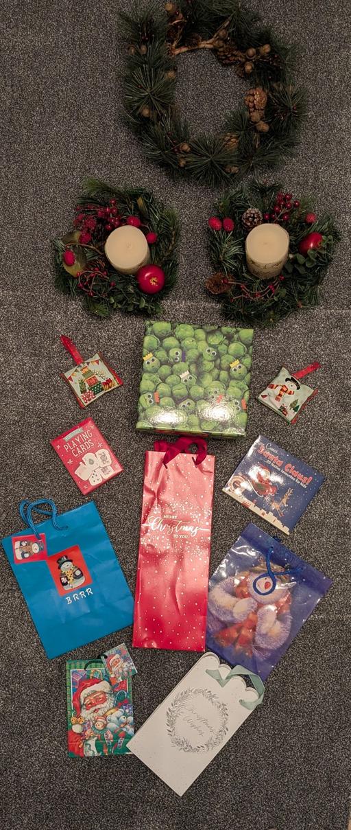 Buy & Sell Willenhall Walsall - Photos for Xmas Mixed Bundle - 15 Items £4 ono