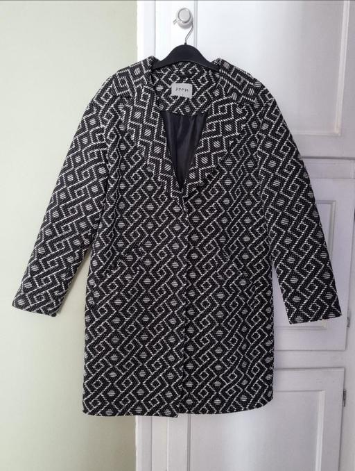 Buy & Sell Wallbrook Dudley - Photos for soon coat