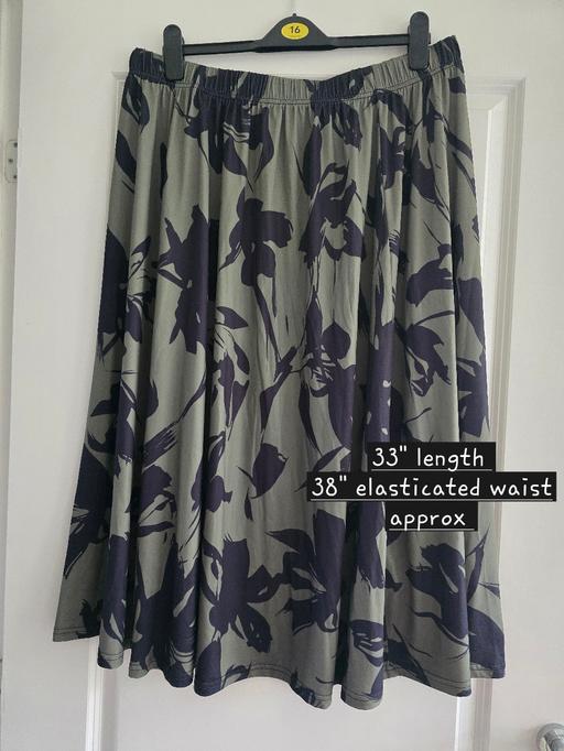 Buy & Sell Rowley Regis Sandwell - Photos for Khaki/black skirt