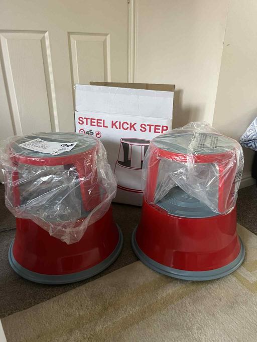 Buy & Sell Darlaston Walsall - Photos for Barton Kick Step 400mm x 430mm Red