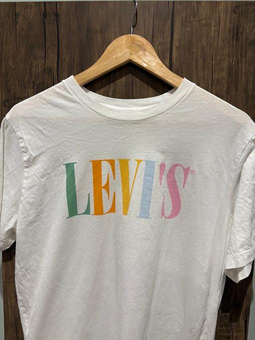 Buy & Sell New Elgin Moray - Photos for Levi’s T shirt size Medium