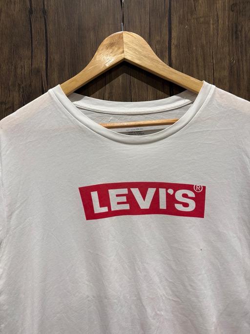 Buy & Sell New Elgin Moray - Photos for Levi’s T shirt Size XL