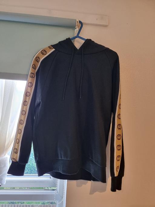 Buy & Sell Ealing West London - Photos for Gucci hoodie Size L