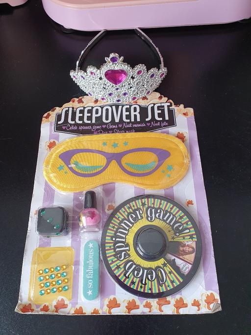 Buy & Sell Upper Gornal Dudley - Photos for girls sleepover set & tiara NEW