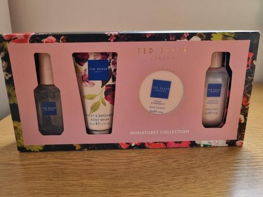 Buy & Sell Kettering North Northamptonshire - Photos for Ted Baker