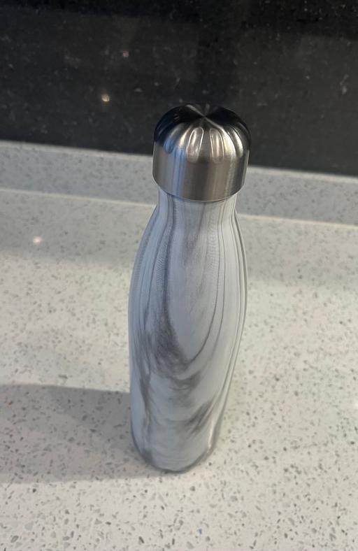 Buy & Sell Upper Walthamstow East London - Photos for New Stainless Steel 500ml Water Bottle