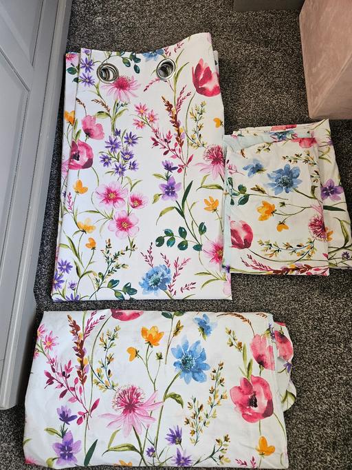 Buy & Sell Stow Heath Wolverhampton - Photos for dunhelm curtains and double duvet