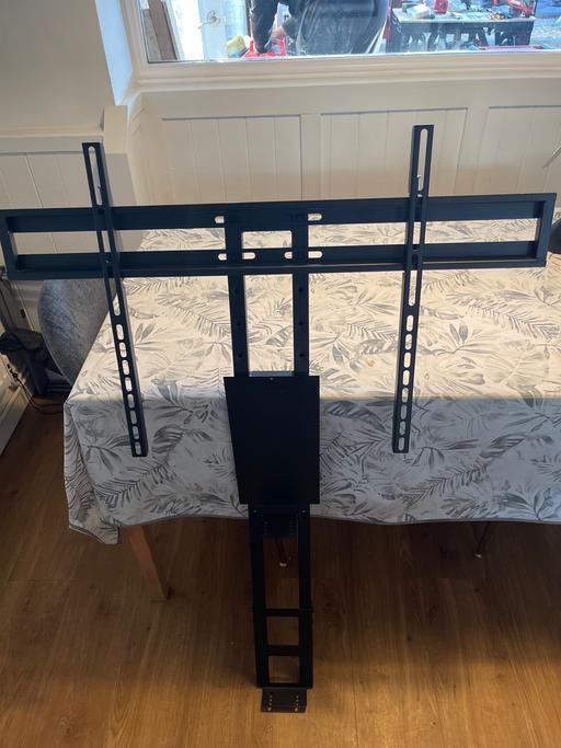 Buy & Sell Bushbury Wolverhampton - Photos for Alphason TV Bracket