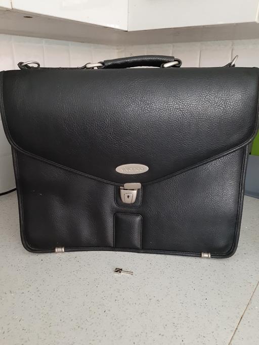 Buy & Sell South Hylton Sunderland - Photos for lockable case bag
