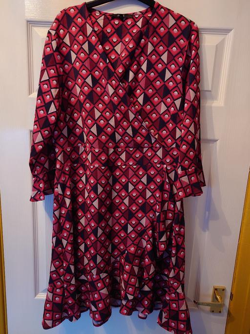 Buy & Sell Woodthorpe Charnwood - Photos for Women's red patterned dress size 14