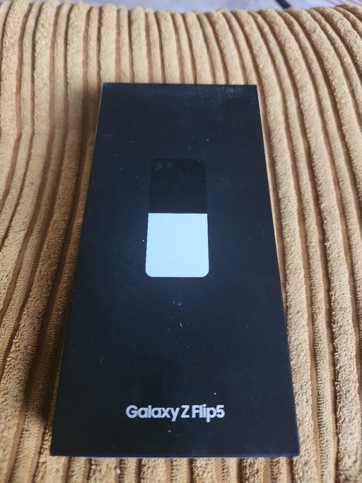 Buy & Sell Northwood Hillingdon - Photos for galaxy z flip 5
