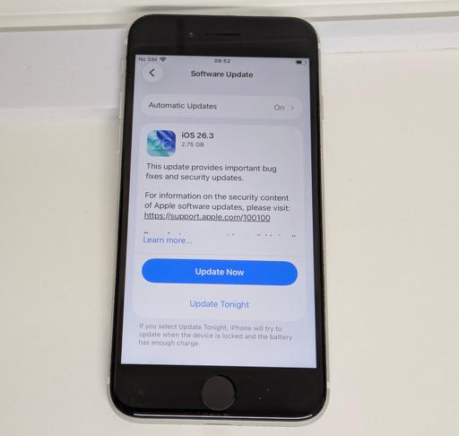 Buy & Sell Liverpool Liverpool - Photos for Unlocked iPhone SE 2020 iOS 26 No offers