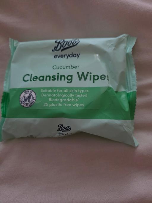 Buy & Sell Blackpool Town Centre Blackpool - Photos for Boots cucumber cleansing wipes NEW