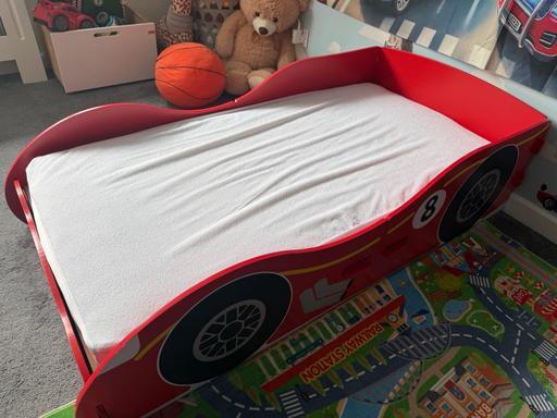 Buy & Sell Fazeley Lichfield - Photos for Toddlers race car bed