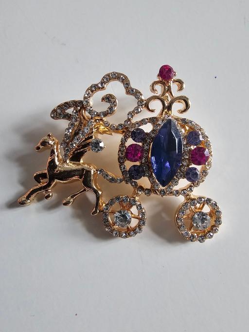 Buy & Sell Pilsley North East Derbyshire - Photos for horse and carriage brooch