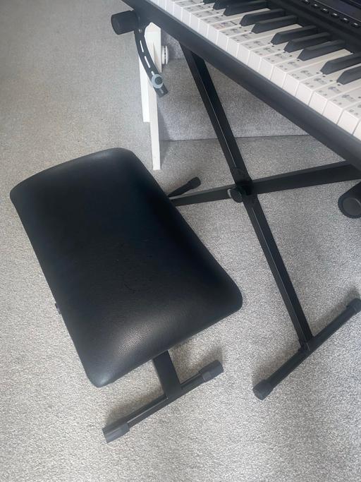 Buy & Sell Kitts Green Birmingham - Photos for Keyboard with stand,stool and headphones 