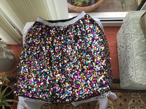 Buy & Sell Essington Wolverhampton - Photos for Sparkle sequin skirt age 7