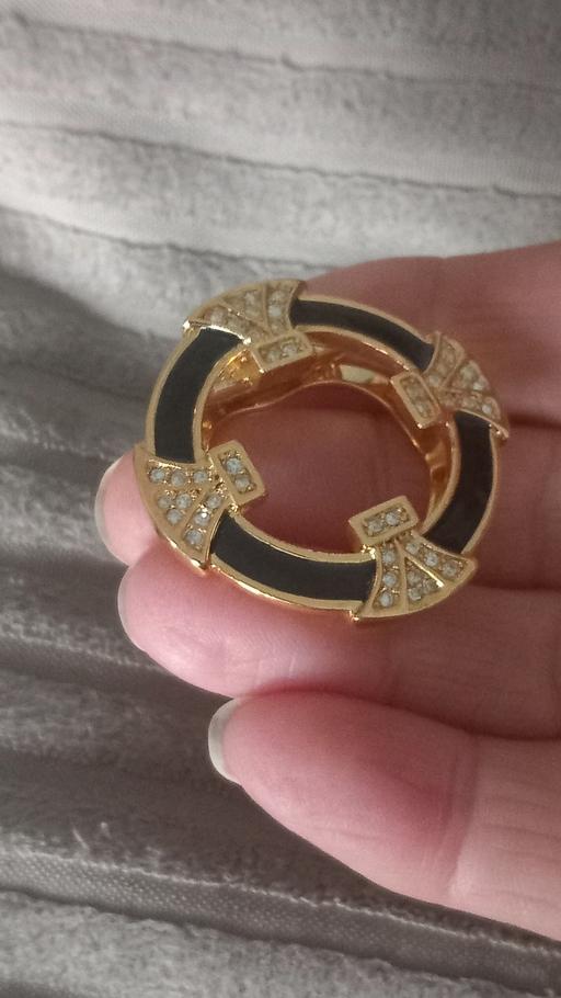 Buy & Sell Lyppard Bourne Worcester - Photos for scarf clip