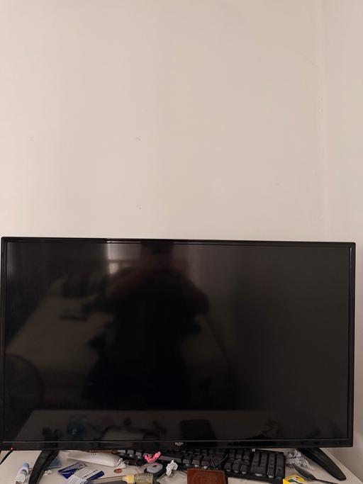 Buy & Sell Upton Park East London - Photos for Tv + PS5 Slim 1TB