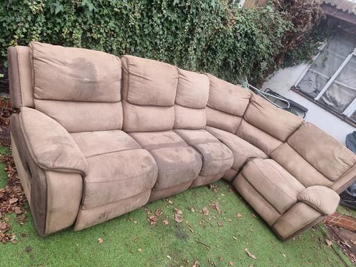 Buy & Sell Ilford Redbridge - Photos for Corner sofa - good condition